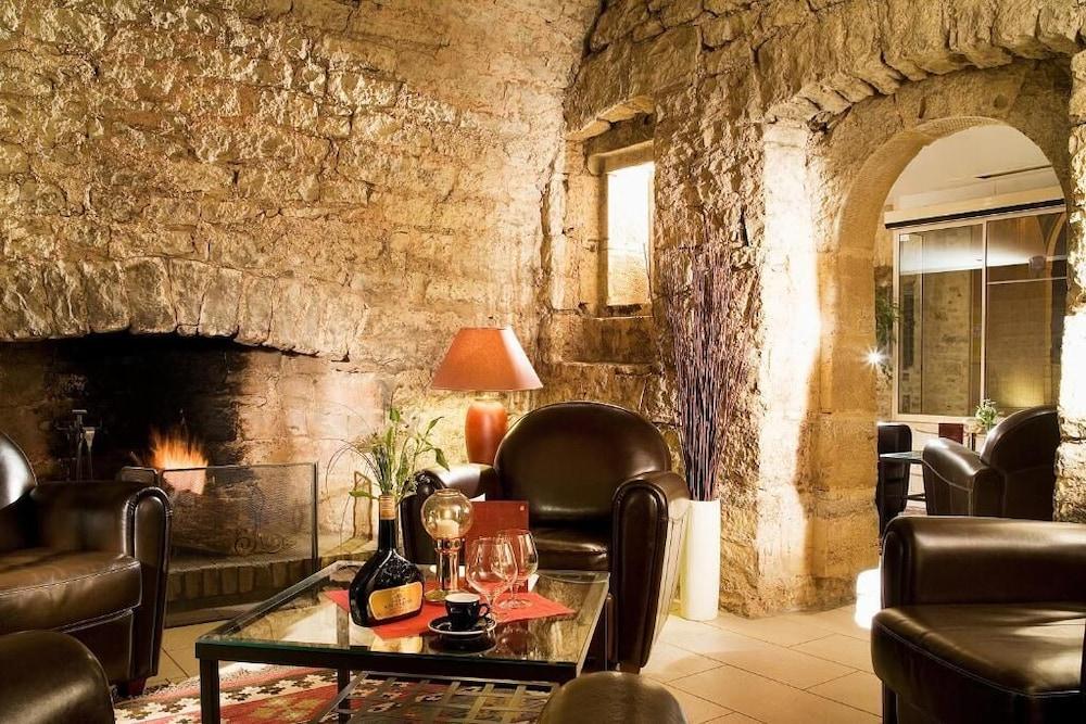Hotel Le Chateau Fort De סדאן מראה חיצוני תמונה