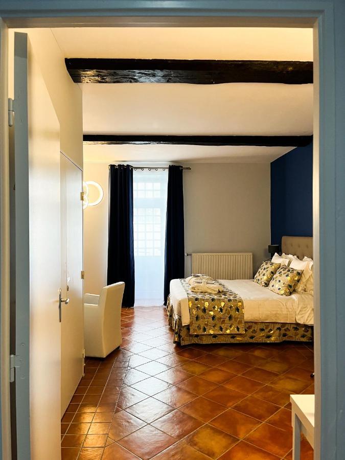 Hotel Le Chateau Fort De סדאן מראה חיצוני תמונה