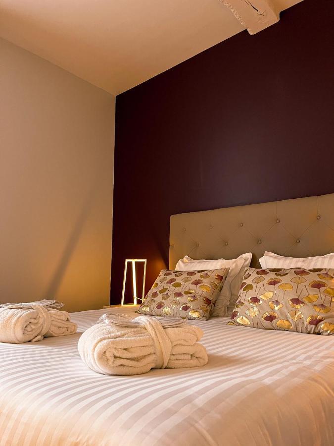Hotel Le Chateau Fort De סדאן מראה חיצוני תמונה