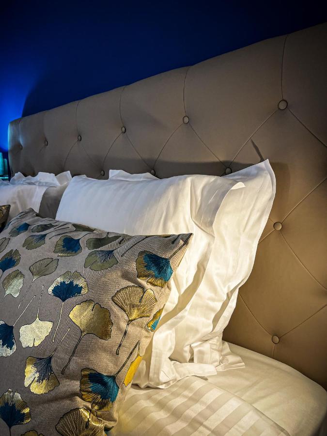 Hotel Le Chateau Fort De סדאן מראה חיצוני תמונה